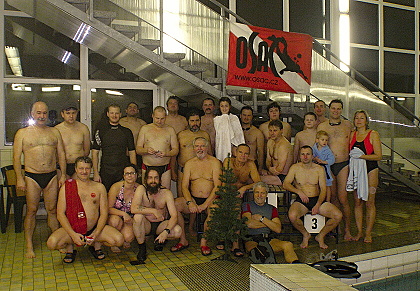 Přečtete si více ze článku Vesele soutěživé Vánoce OSAC v bazénu 16.12.2011