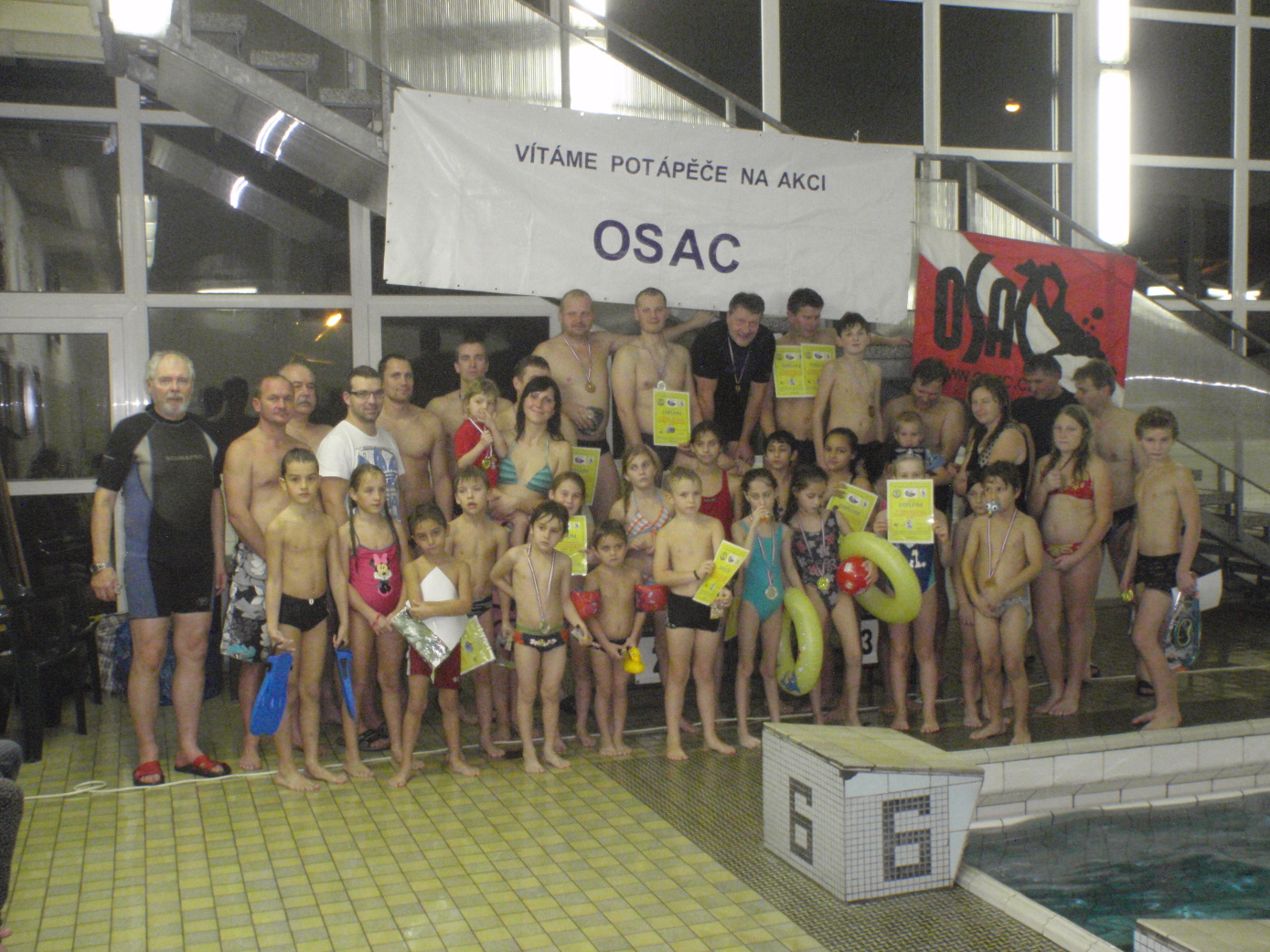 Přečtete si více ze článku Super soutěžně zábavný večer OSAC v bazénu 8.11.2013